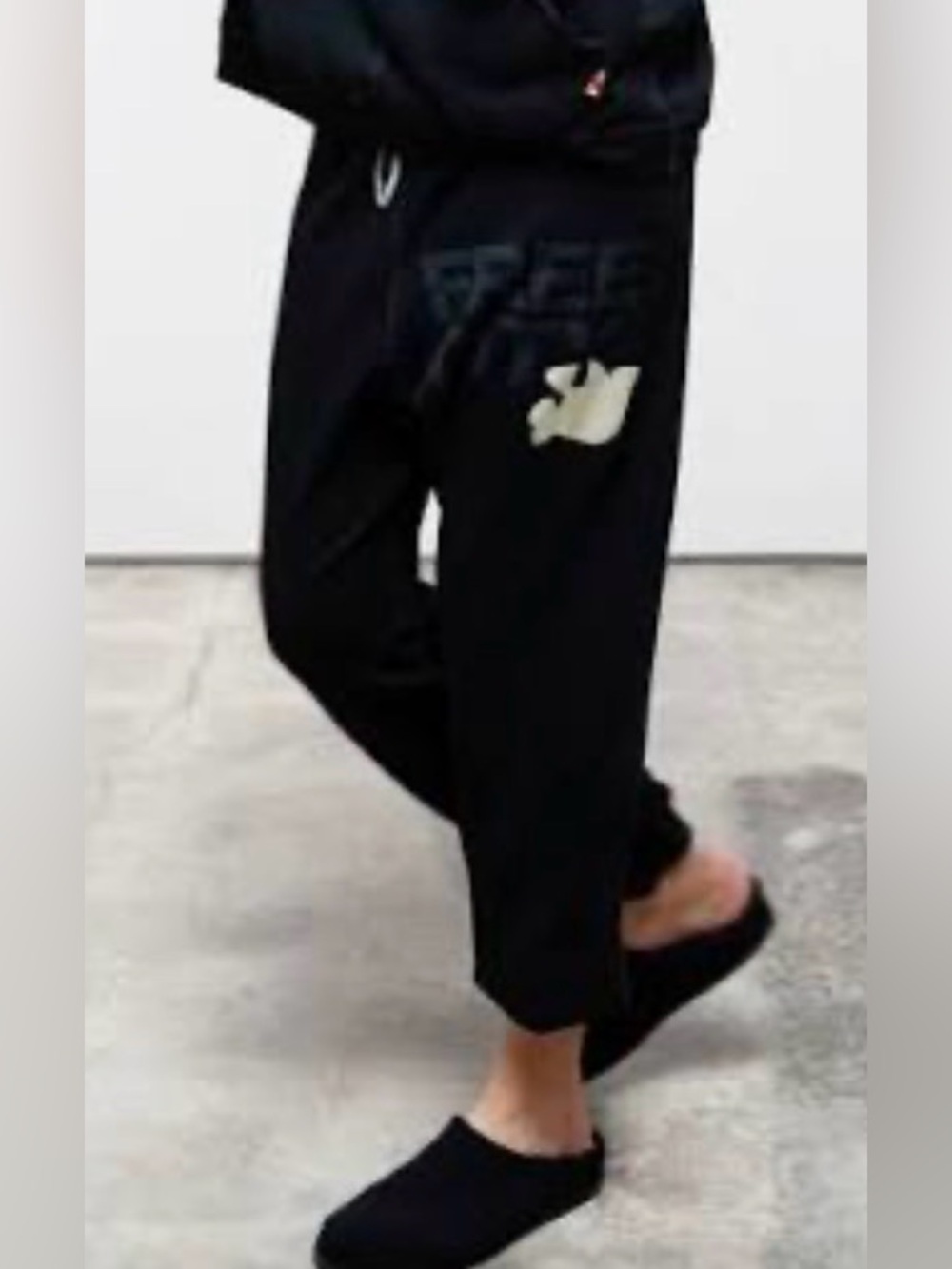 🌺freecity Black Track Pants with Logo Accent🌺